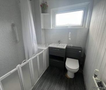 3 bedroom property to rent in Johnstone - Photo 6