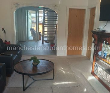 Foxholes Road, Hyde, SK14 5AP - Photo 2