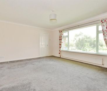 3 bedroom link detached house to rent - Photo 3