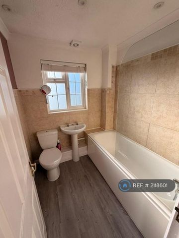 1 bedroom terraced house to rent - Photo 5