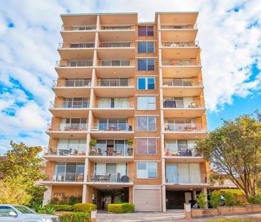 Exceptional North Facing Apartment - Photo 4