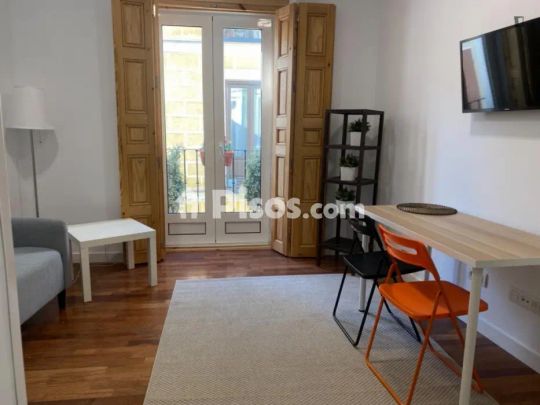 Piso en alquiler en Acacias - Photo 1