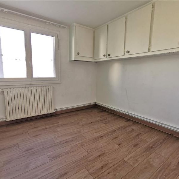 3 pièces - 66 m² - 2ème étage - Colocation non autorisée - Photo 1