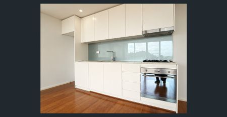 Stylish One-Bedroom Apartment with Brand-New Flooring Throughout - Photo 4