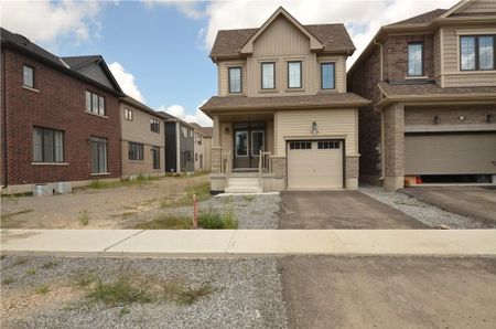 For Lease - 10 Heritage Way, Thorold, Ontario - Photo 5