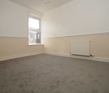 Flat in Scotland Road, Stanwix, Carlisle - Photo 3