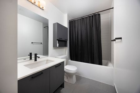 For Lease - 2300 St Clair Avenue Unit# 112, Toronto, Ontario - Photo 5