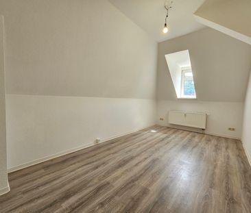 Viel Platz für die ganze Familie, gemütliche Wohnung, renoviert - Photo 5