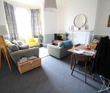 2 Bed Student Accommodation - Photo 2