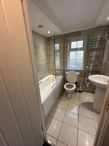 28 Strathearn Court - Photo 2