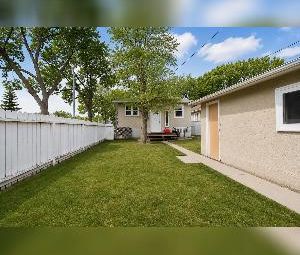 1 Bed 1 Bath BSMT Suite Garage Parkdale Edmonton - Photo 5