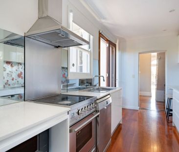 CITY VIEWS | THE PERFECT BLEND OF CHARM AND CONVENIENCE - Photo 1