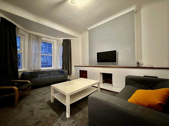 4 bedroom house to rent - Photo 1