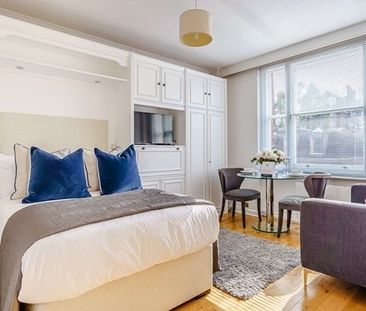 Studio apartment - studio with 1 reception and 1 bathroom in Mayfai... - Photo 3