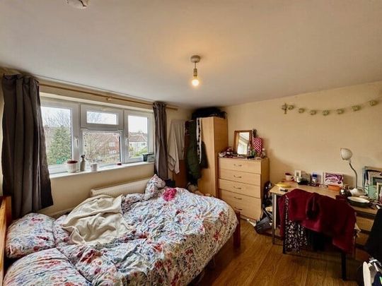 Room 8, Lodge Road, Southampton - Photo 1