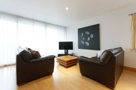2 Bed Flat, Selsdon Way, E14 - Photo 4