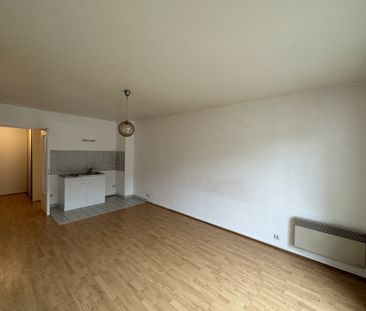 Location Appartement 1 pièce 28m² PONTAULT COMBAULT 77340 - Photo 2