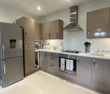 2 bedroom apartment to rent - Photo 6