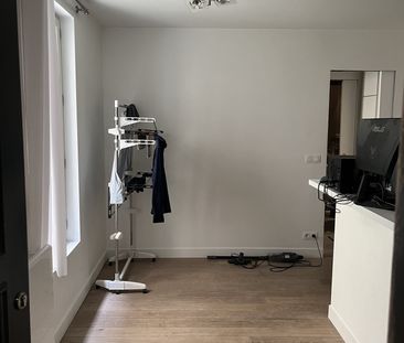 Location Appartement 2 pièces 24m² BOULOGNE BILLANCOURT 92100 - Photo 1
