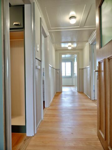 3.5 Zimmer, 83 m², 1. Stock - Foto 2