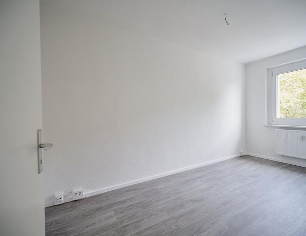 Ankommen und wohlfühlen - sanierte 4-Zimmerwohnung mit Balkon - Foto 1