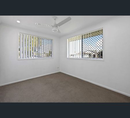 36 Cavanagh Drive, Blacks Beach, Qld 4740 - Photo 2