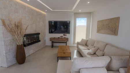 3 room luxury Detached House for rent in Muro, Spain - Photo 2