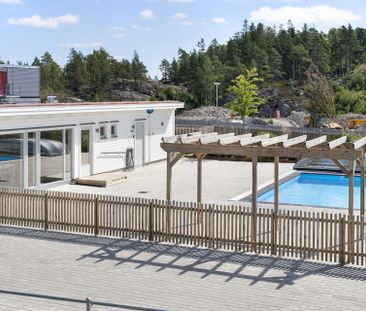 Östra Sundskogsvägen, Uddevalla - Photo 4