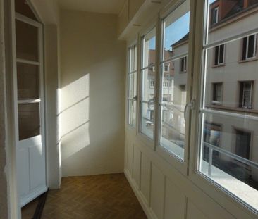 Location Appartement 4 pièces 90m² LE CREUSOT 71200 - Photo 2