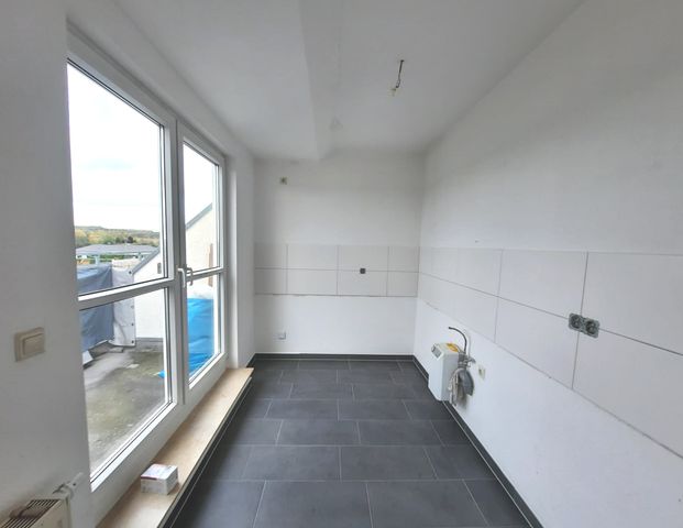 "Charmante 2-Raum-Wohnung im Dachgeschoss" - Photo 1