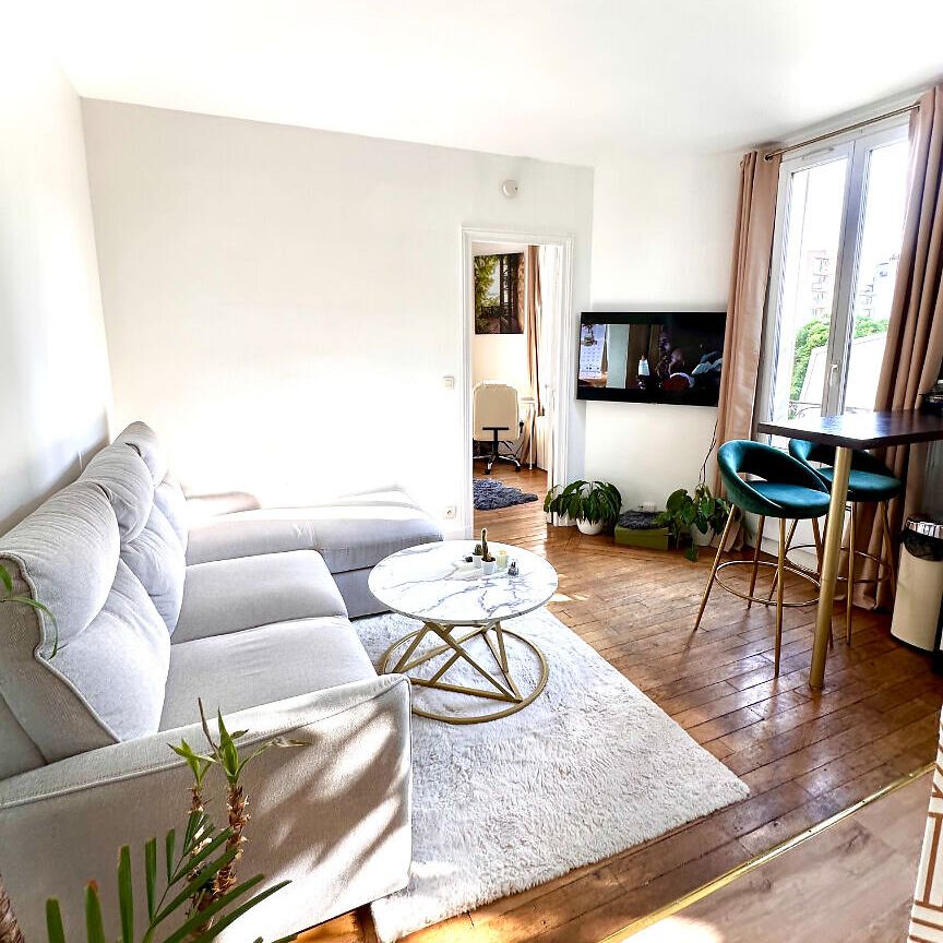 Appartement Courbevoie 2 pièce(s) 30.05 m2 - Photo 1