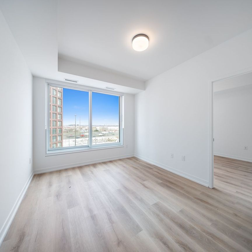 For Lease - 5 York Garden Way Unit# 711, Toronto, Ontario - Photo 1