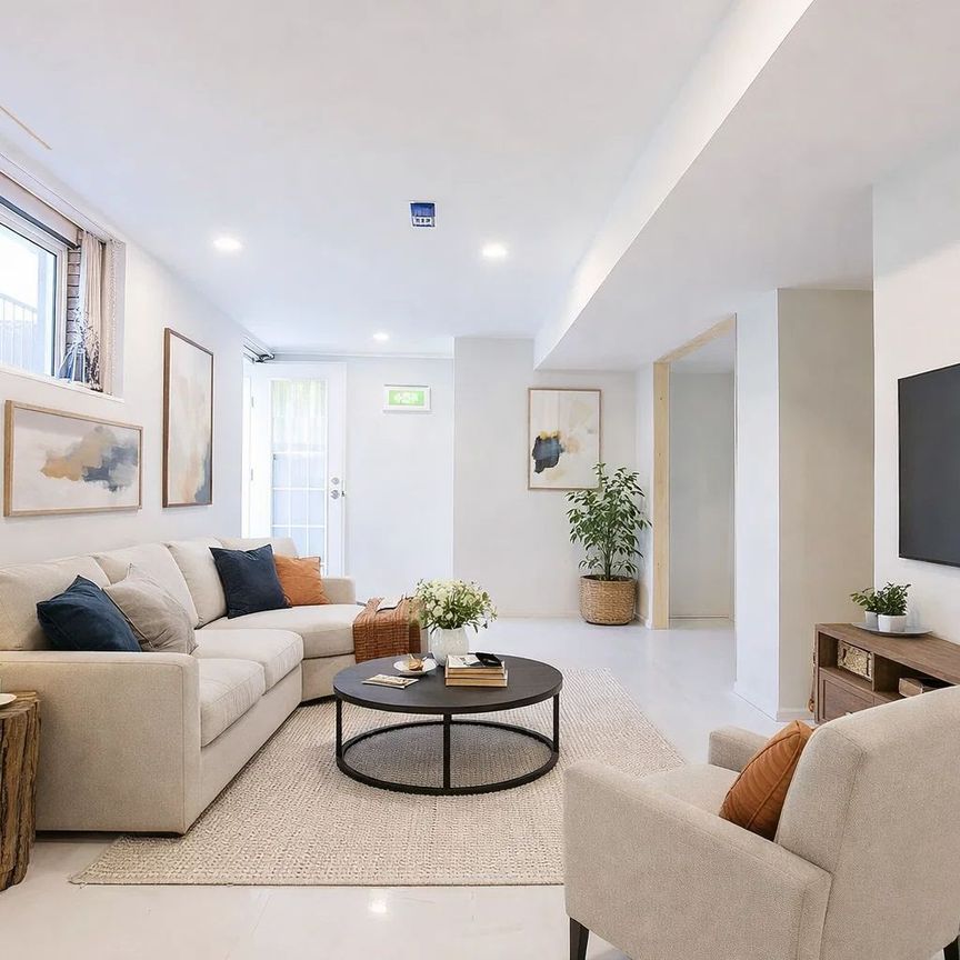 For Lease - 1038 Hardy Way Unit# Lower, Innisfil, Ontario - Photo 1