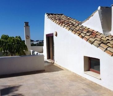 3 bedroom luxury Semidetached House for rent in Benahavís, Spain - Photo 4