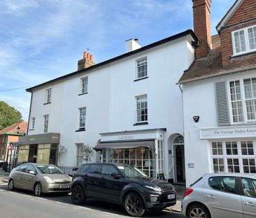 2 bedroom Two Bedroom Town House to rent - Photo 5