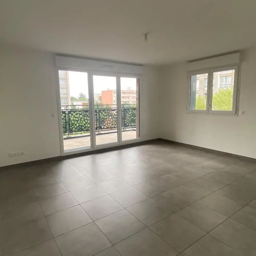 Appartement à louer 3 pièces 75.52m² - Photo 1