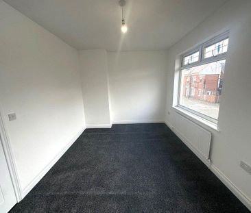 Cleadon Street Byker Newcastle-upon-Tyne - Photo 2