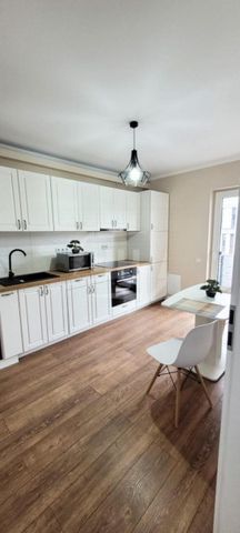 Apartament 2 camere, 2 bai, parcare, renovat, Borhanci - Fotografie 4