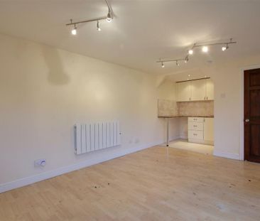 4 bedroom detached house to rent - Photo 6