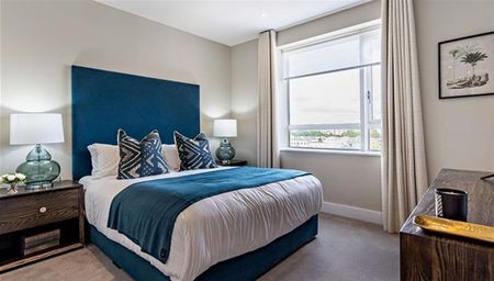 Westferry Circus, London - Photo 3