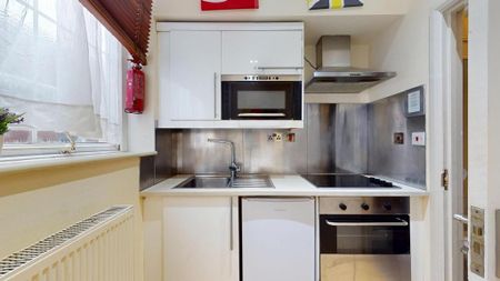 Studio to rent - Photo 3