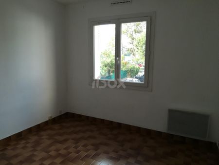 Appartement 3 pièce(s) 62.51 m² - Photo 2