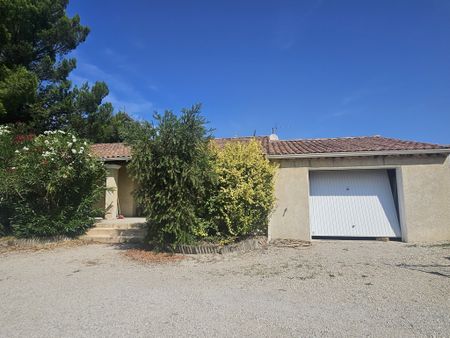 CAMARET SUR AIGUES MAISON T4 AVEC GARAGE ET JARDIN - Photo 2