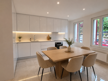 Magnifique appartement de 4 pièces entièrement rénové, idéalement situé - Photo 4