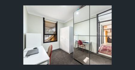 Renovated Home, Big Block - Photo 3