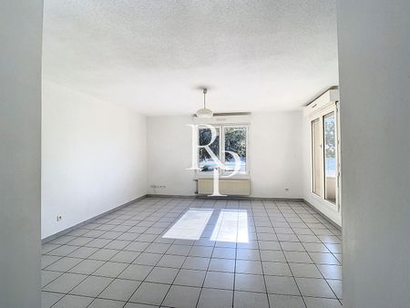 T1 de 36.27 m² avec terrasse, - Photo 2