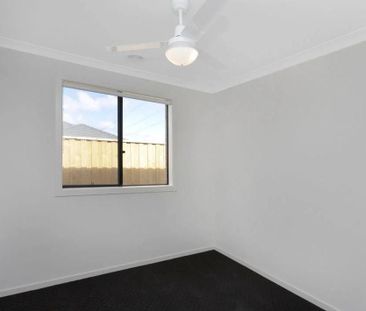 Spacious 4-Bedroom Home in Wollert - Photo 6