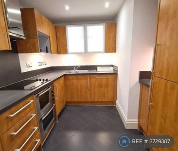 2 bedroom flat to rent - Photo 5