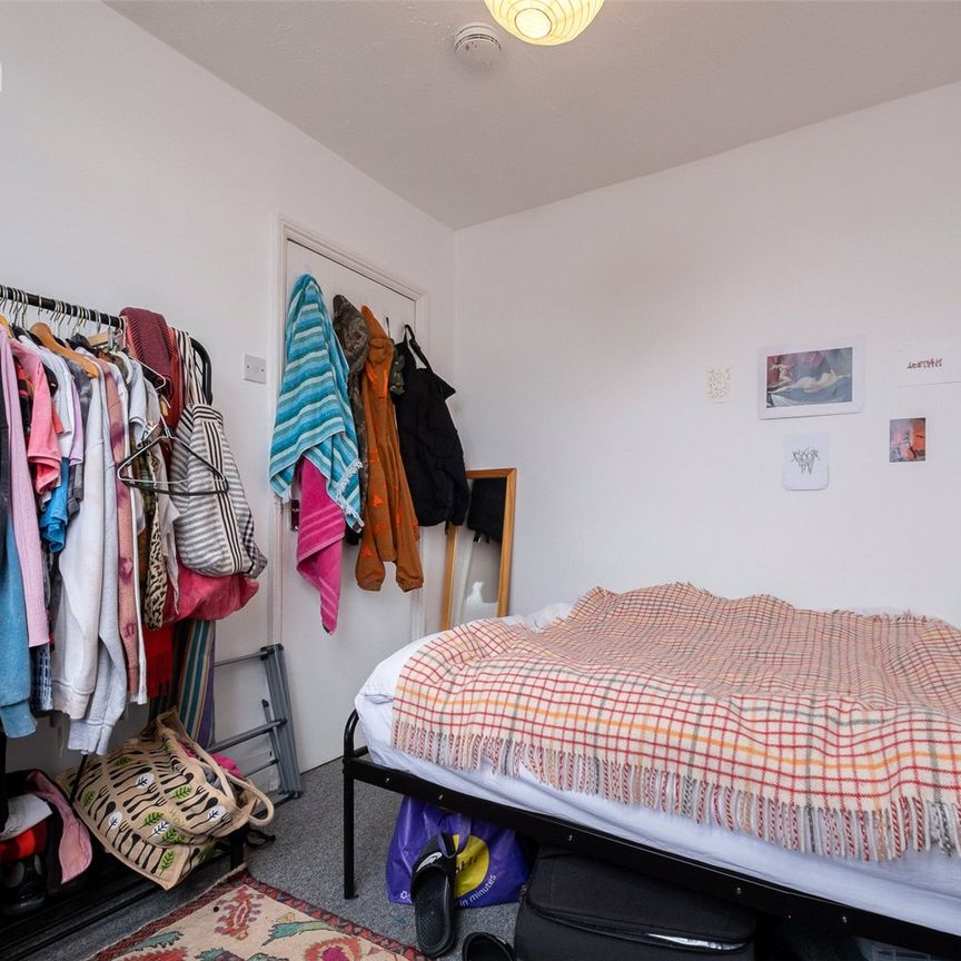 4 bedroom terraced house to rent - Photo 1