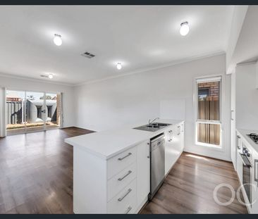 Open The Door to Well-located Living - Photo 6